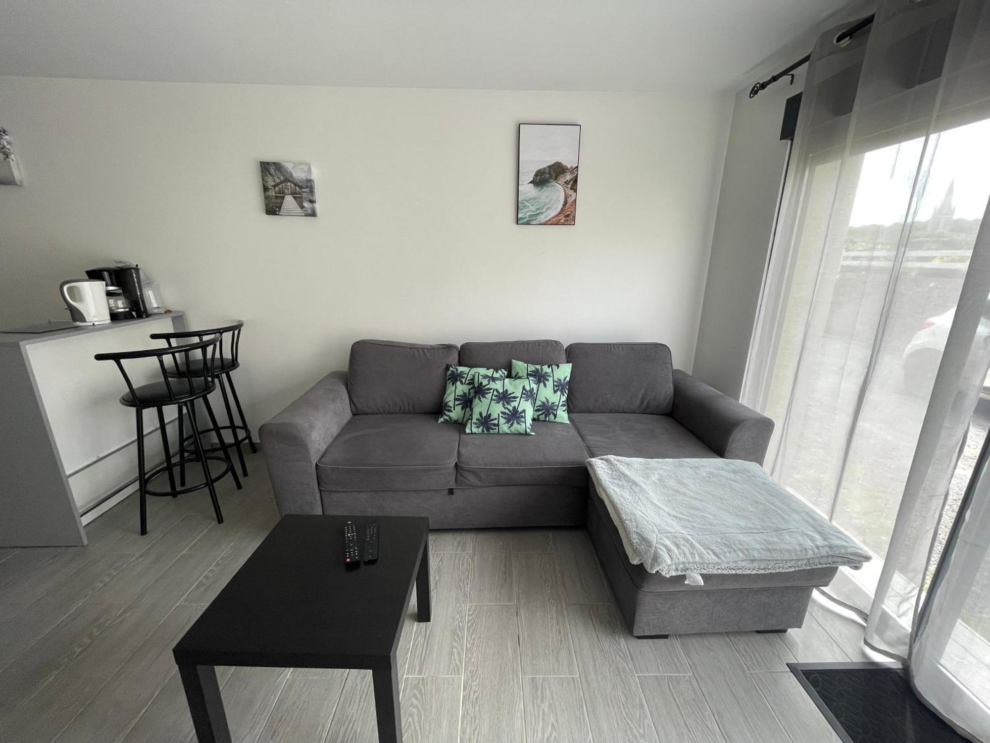 Maison Omaha: Renovated Beachside Retreat With Garden And Ping Pong Vierville-sur-Mer