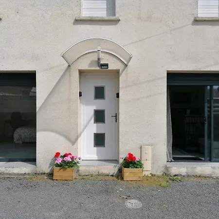 Maison Omaha: Renovated Beachside Retreat with Garden and Ping Pong Vierville-sur-Mer Exterior photo