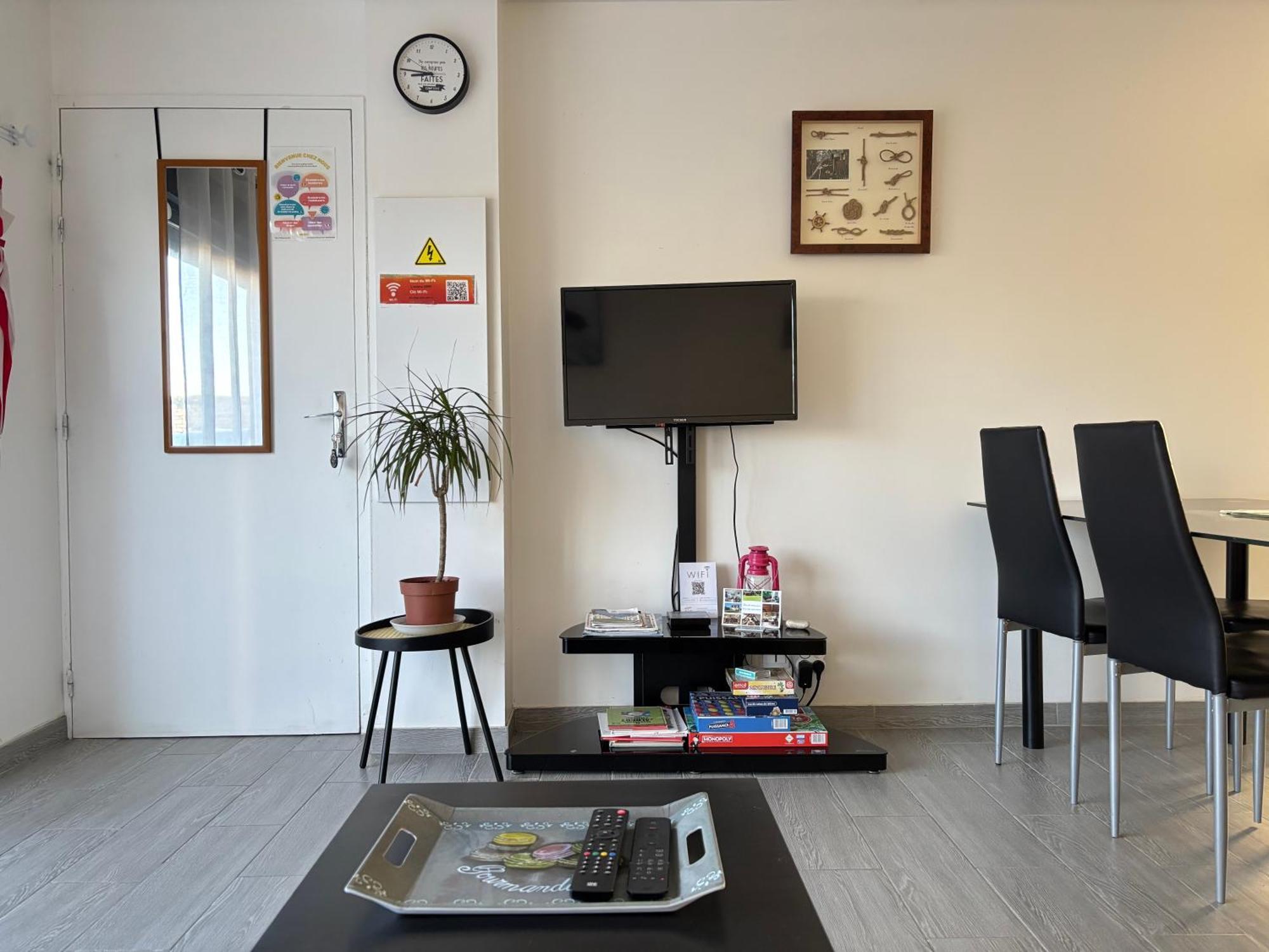 Maison Rénovée 800 M Omaha Avec Extérieur Aménagé Proche Port En Bessin Casa vacanze *